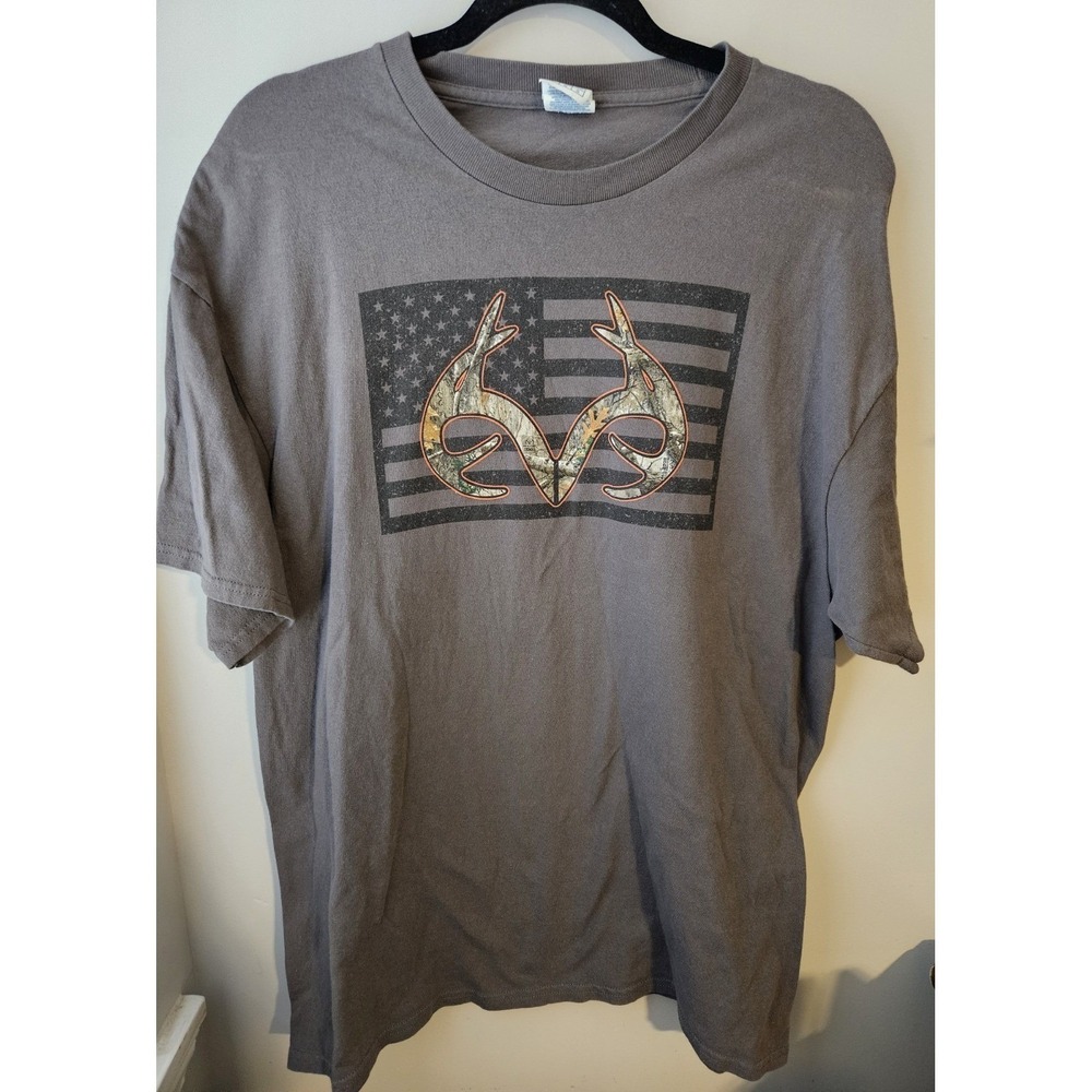 Realtree Camo Antler T-Shirt Men's Large Gray American Flag Hunting Tee